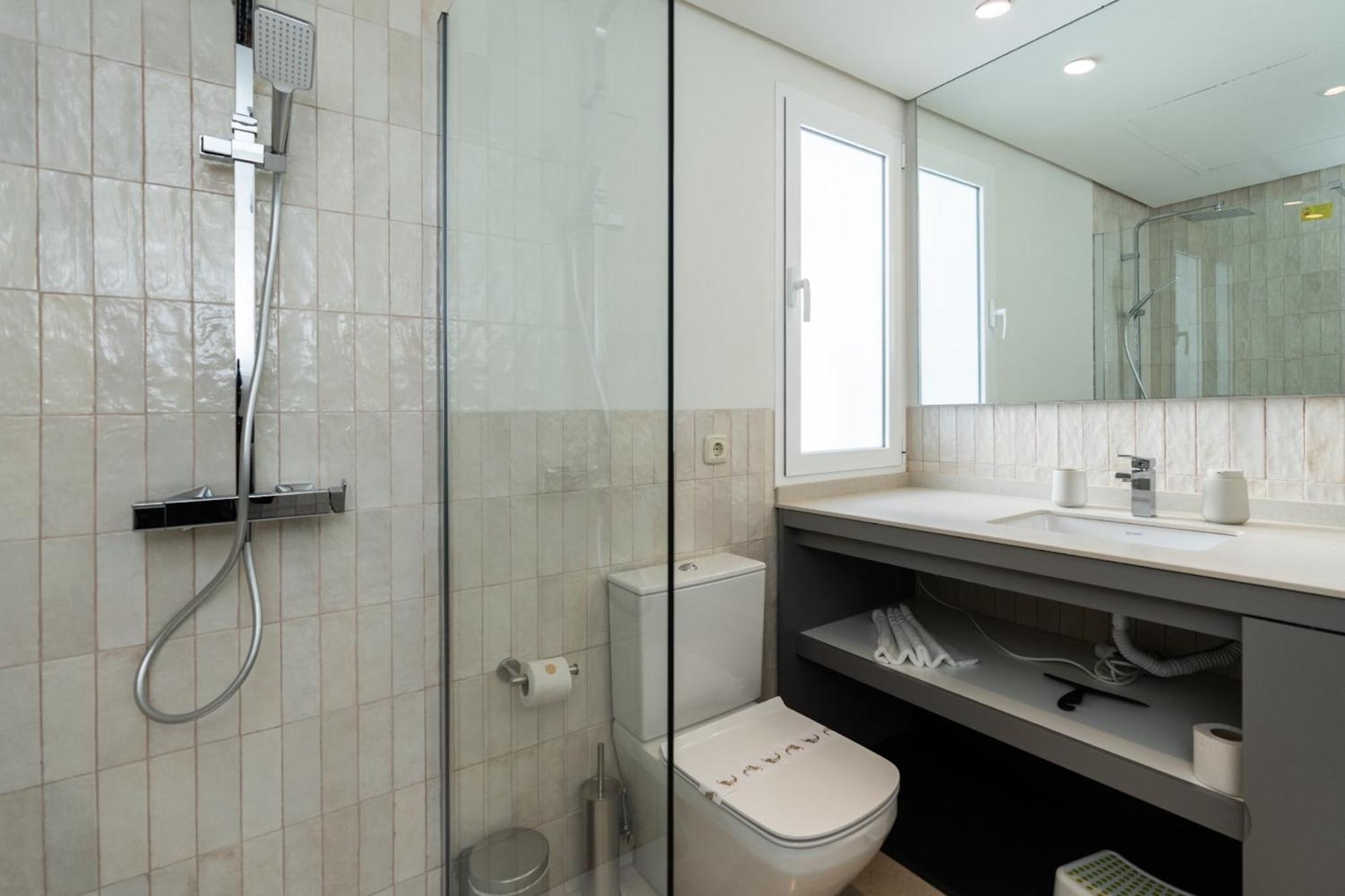 Al-321 Penthouse 3 Bedrooms Alcazaba Lagoon * Estepona