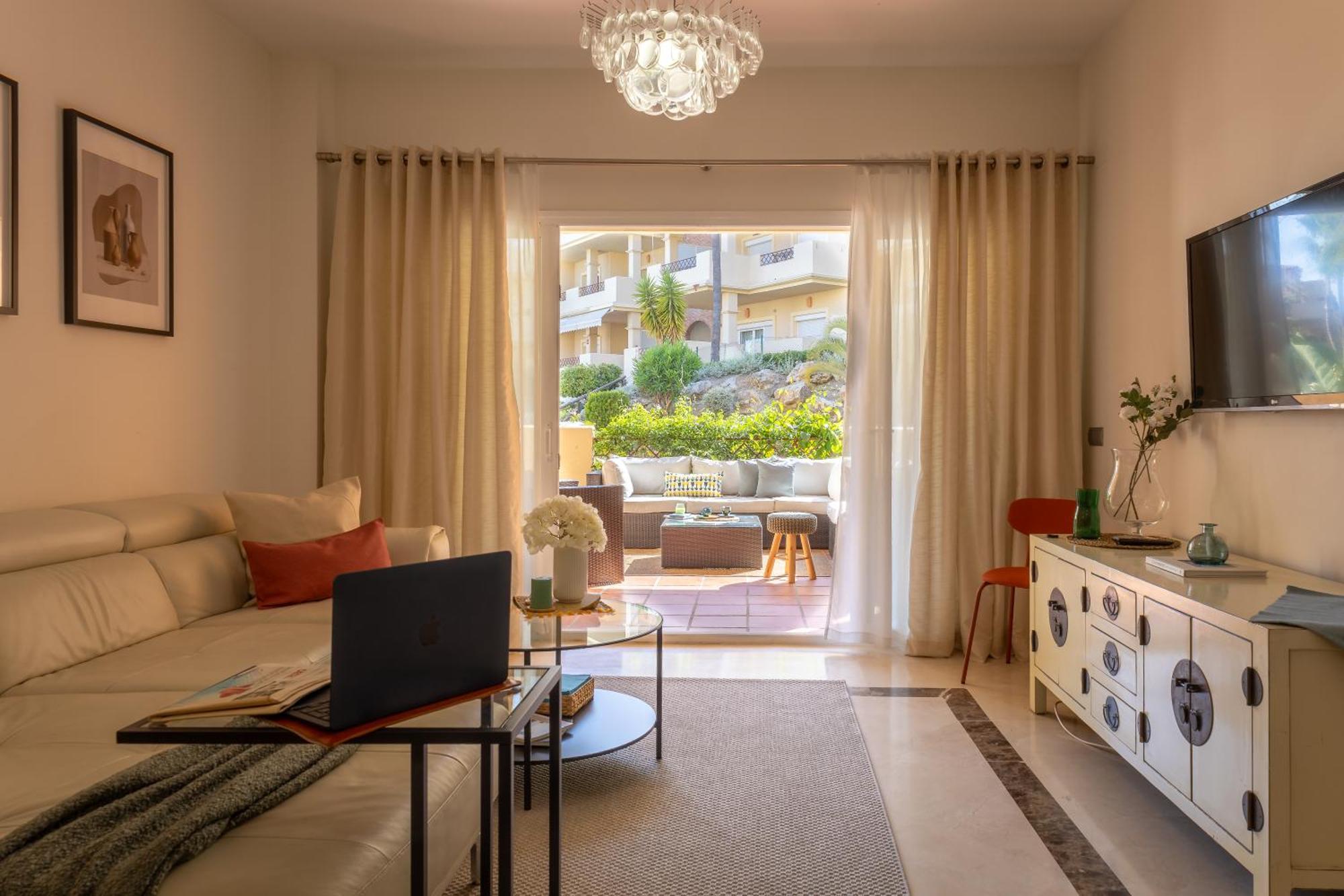 Apartment Luxury 2-br By & Golf - Toscana Hills Marbella Estepona