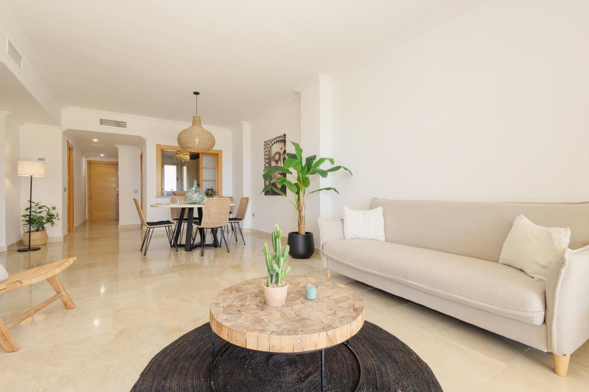 Modern And Luxurious With Sea Views In Benahavis * Estepona