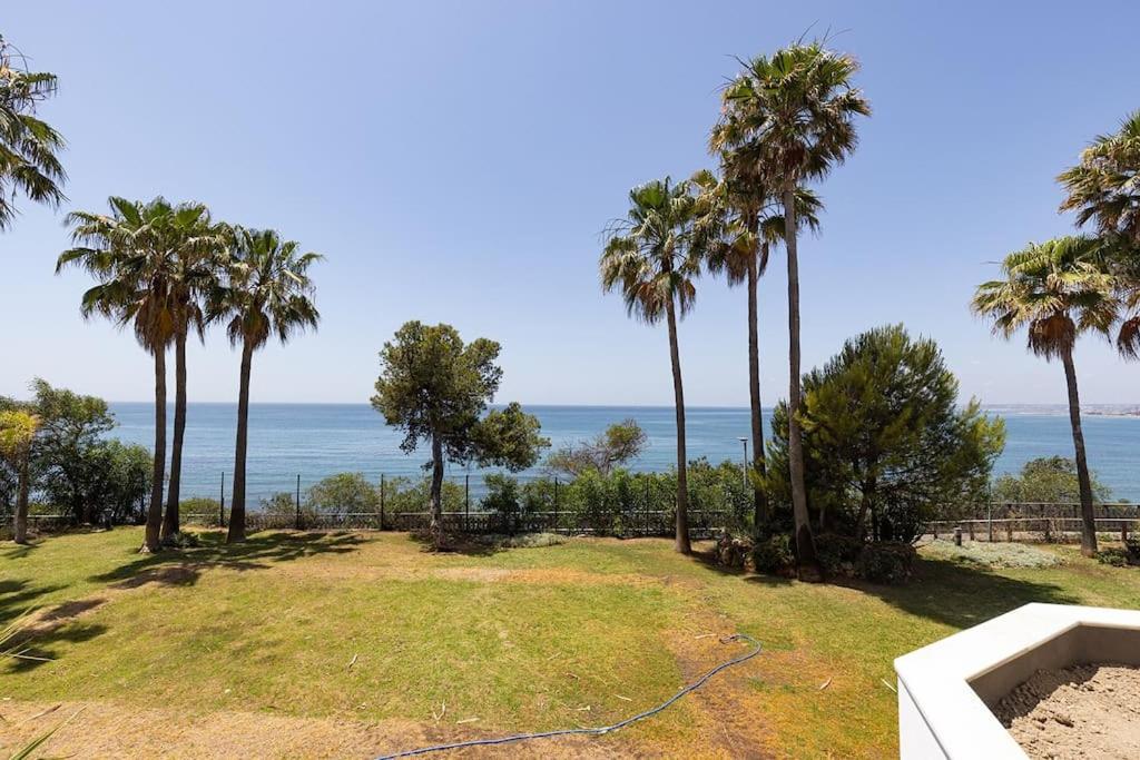 Renovated Douro - Balcony Right At The Sea Estepona