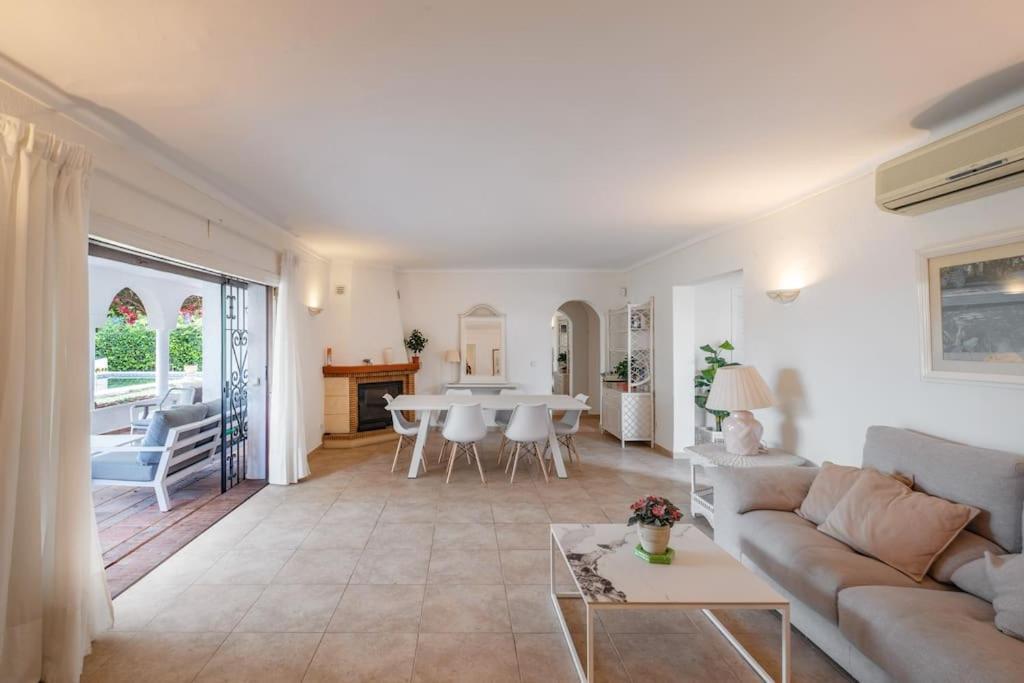 Ferienhaus Andalusian By The Beach! Estepona