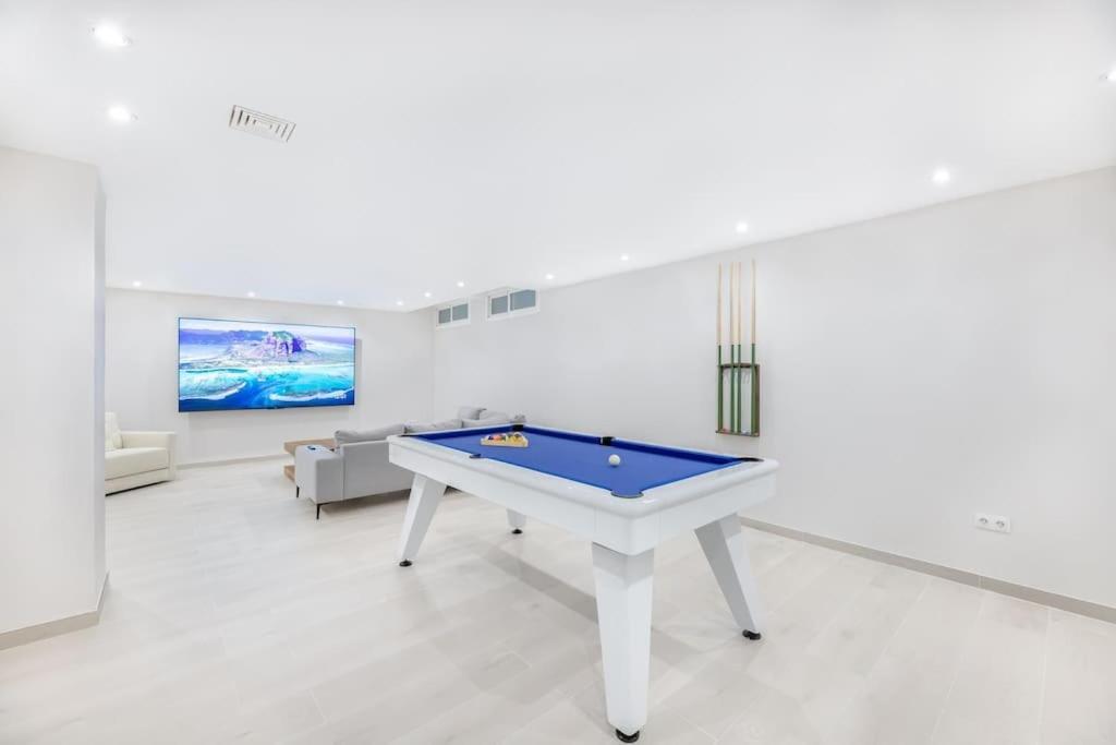Apartment Amazing 4 Bed Beachfront Dominion Rdr358 *