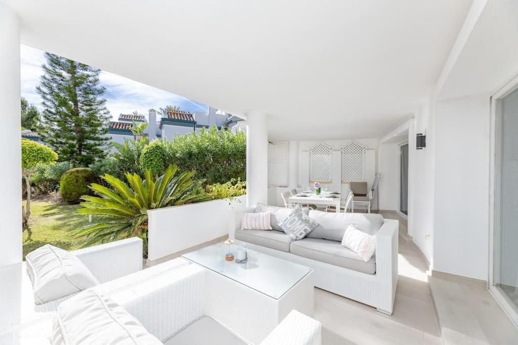 Amazing 4 Bed Beachfront Dominion Rdr358