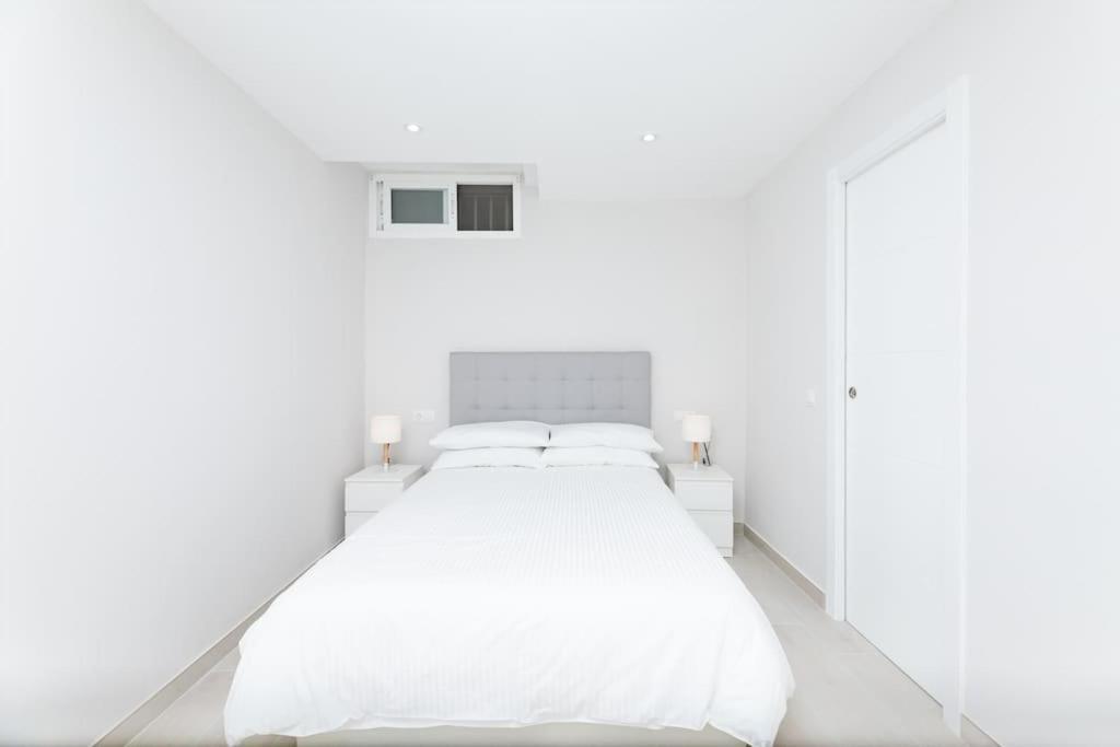 Apartment Amazing 4 Bed Beachfront Dominion Rdr358 *