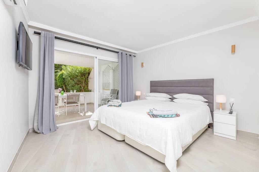 Amazing 4 Bed Beachfront Dominion Rdr358 Apartment *