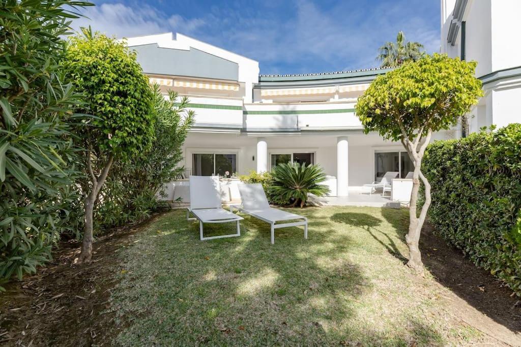 Amazing 4 Bed Beachfront Dominion Rdr358 * Estepona