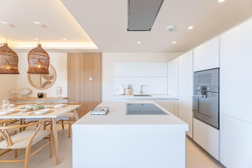 Panoramic Sea Views And Luxury At Velaya Rdr391 Apartment