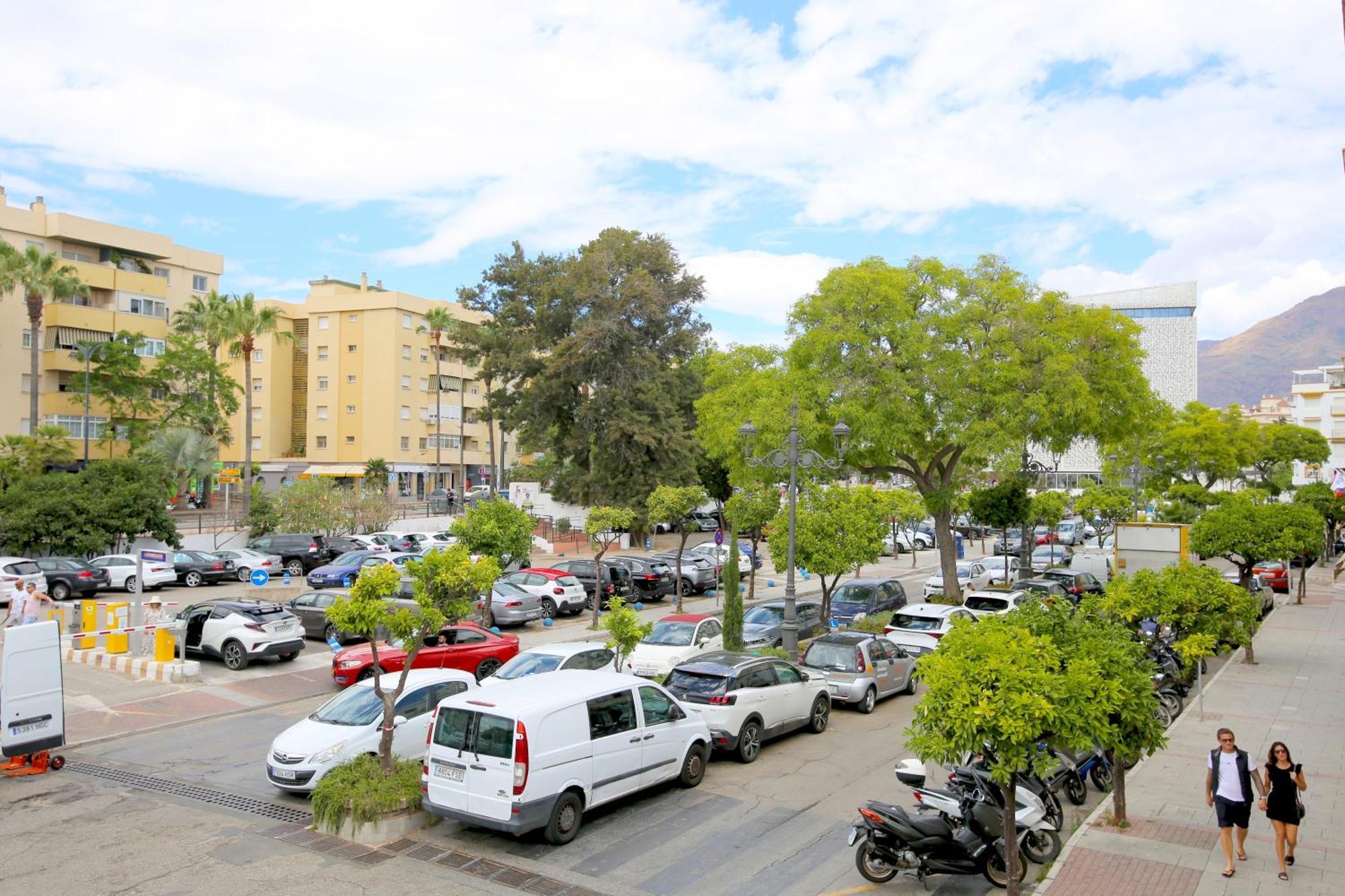 Centre Nella Estepona