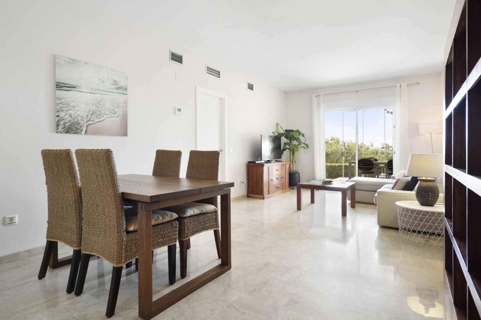 Frontline 2bed Marina Bay Apartment