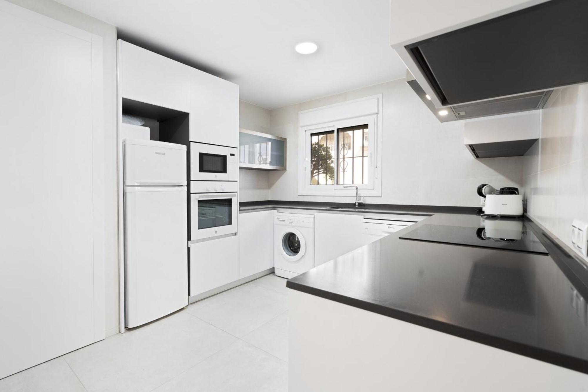 Frontline 2bed Marina Bay Apartment Estepona