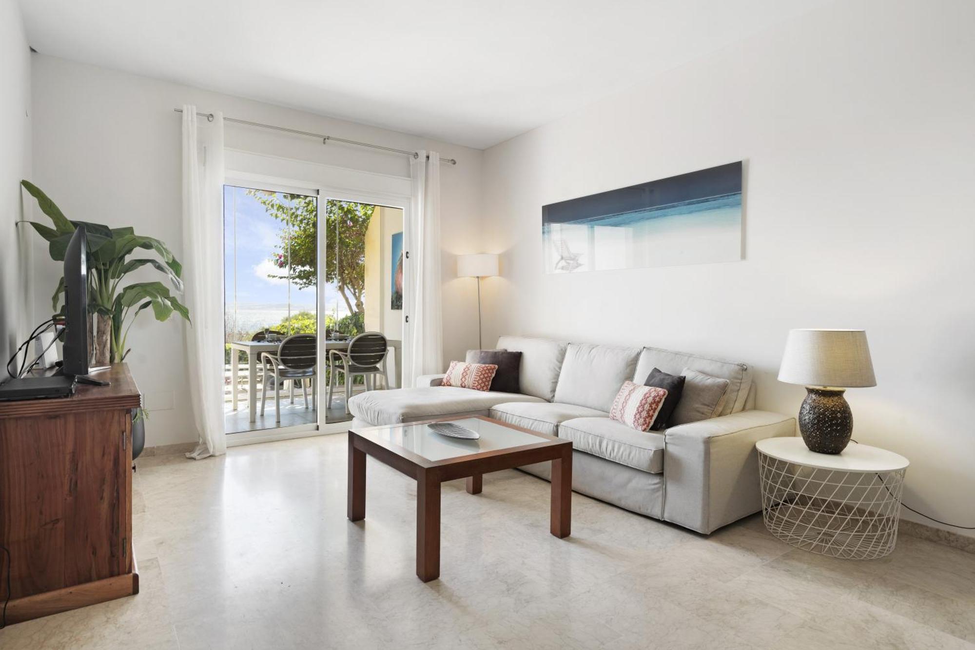 Frontline 2bed Marina Bay Apartment