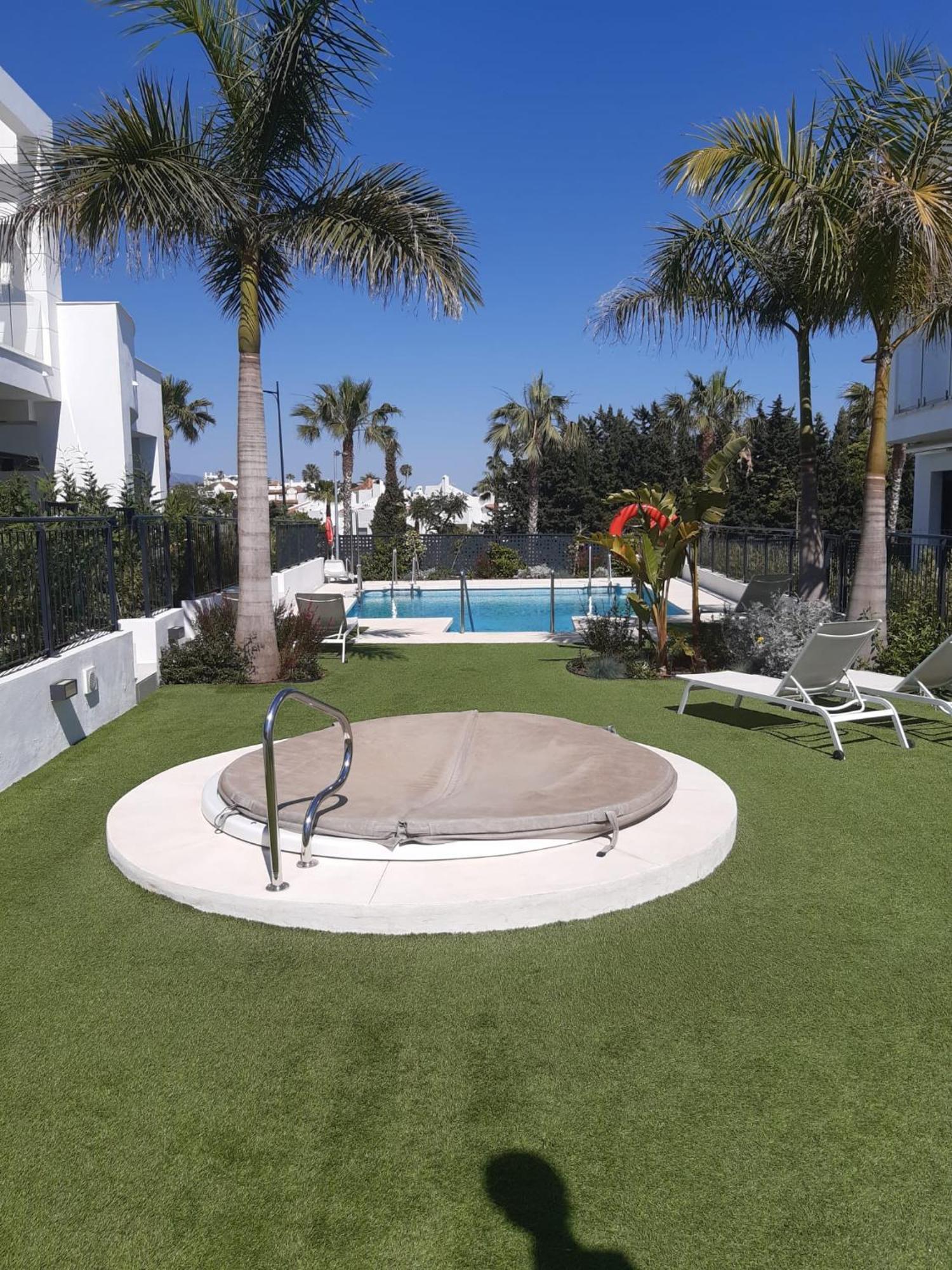 Miradores Del Sol By Mar Holidays Apartment Estepona