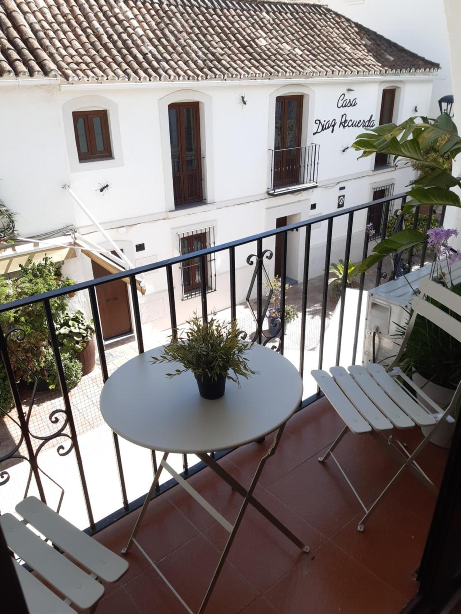 Impressive With 3 Bedrooms Metres From The