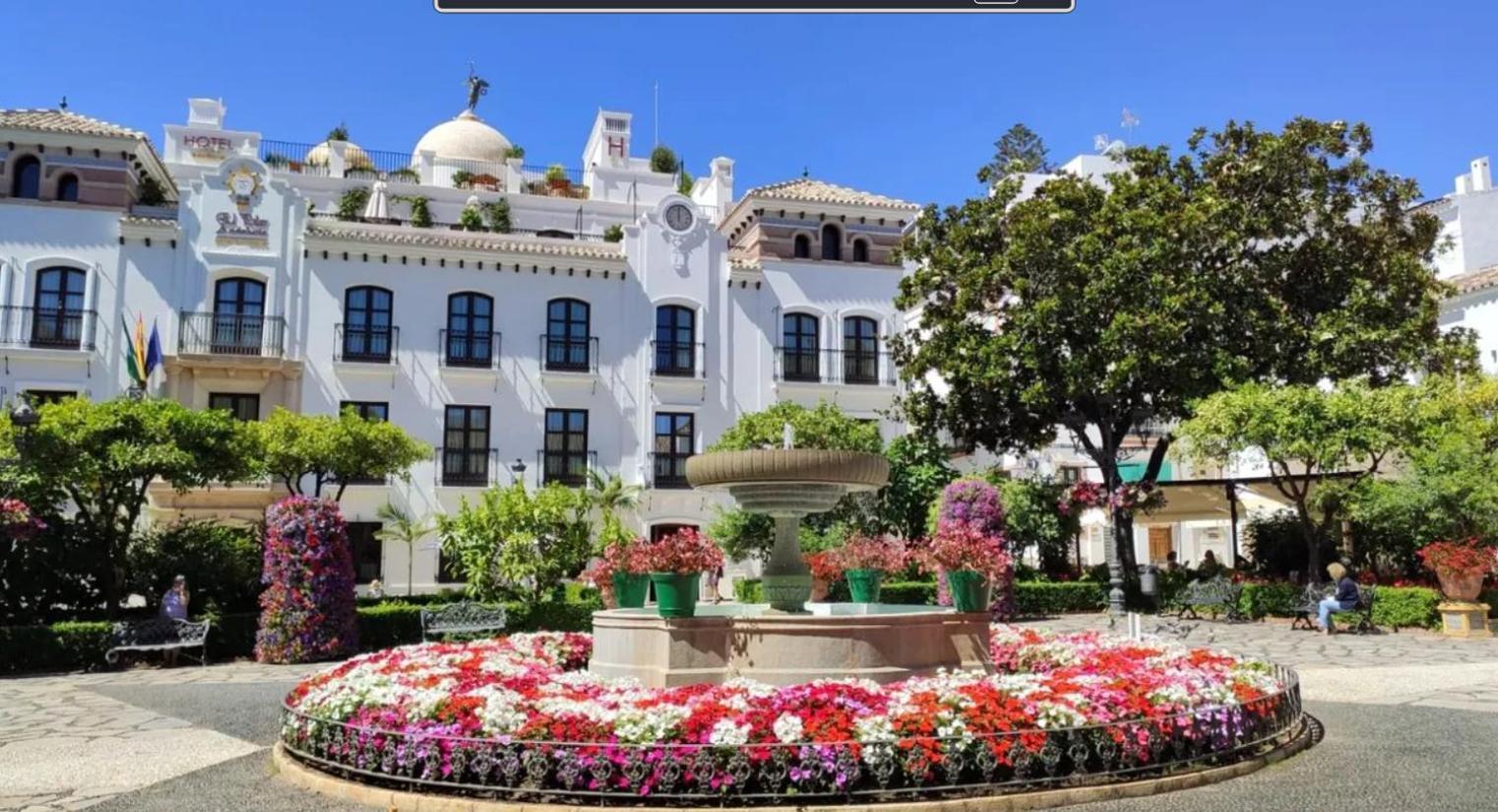 Appartement Impressive With 3 Bedrooms Metres From The Estepona