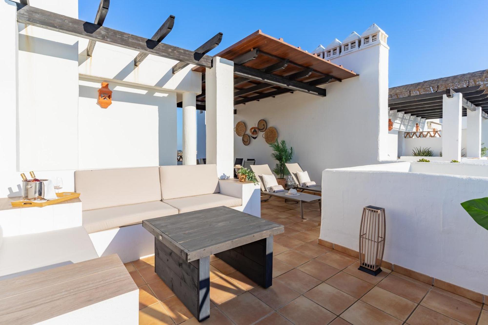 Penthouse In With Panoramic Sea View * Estepona