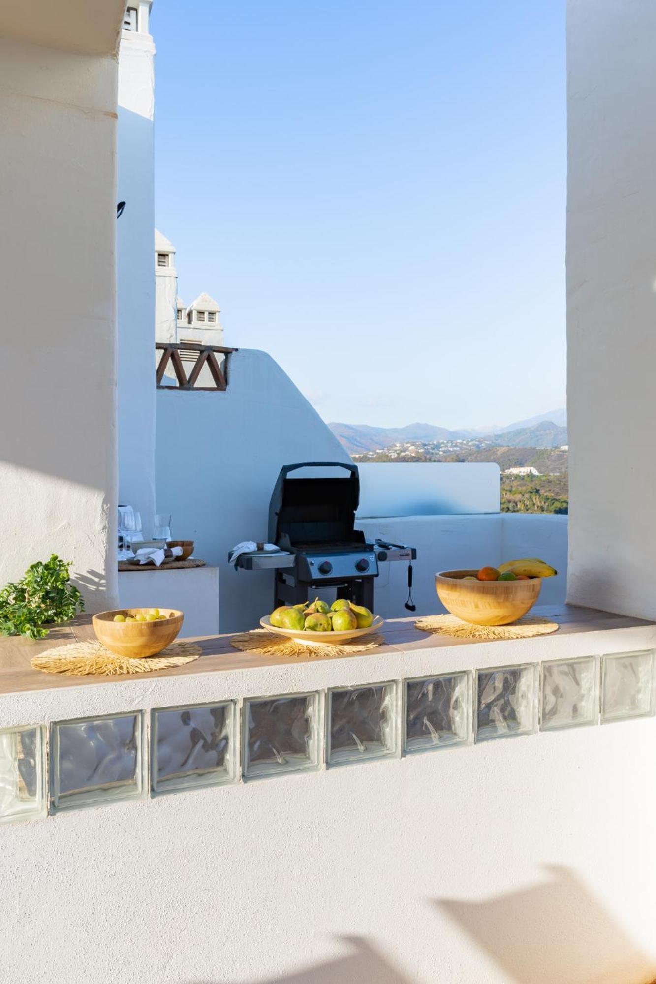 Penthouse In With Panoramic Sea View Holiday home *