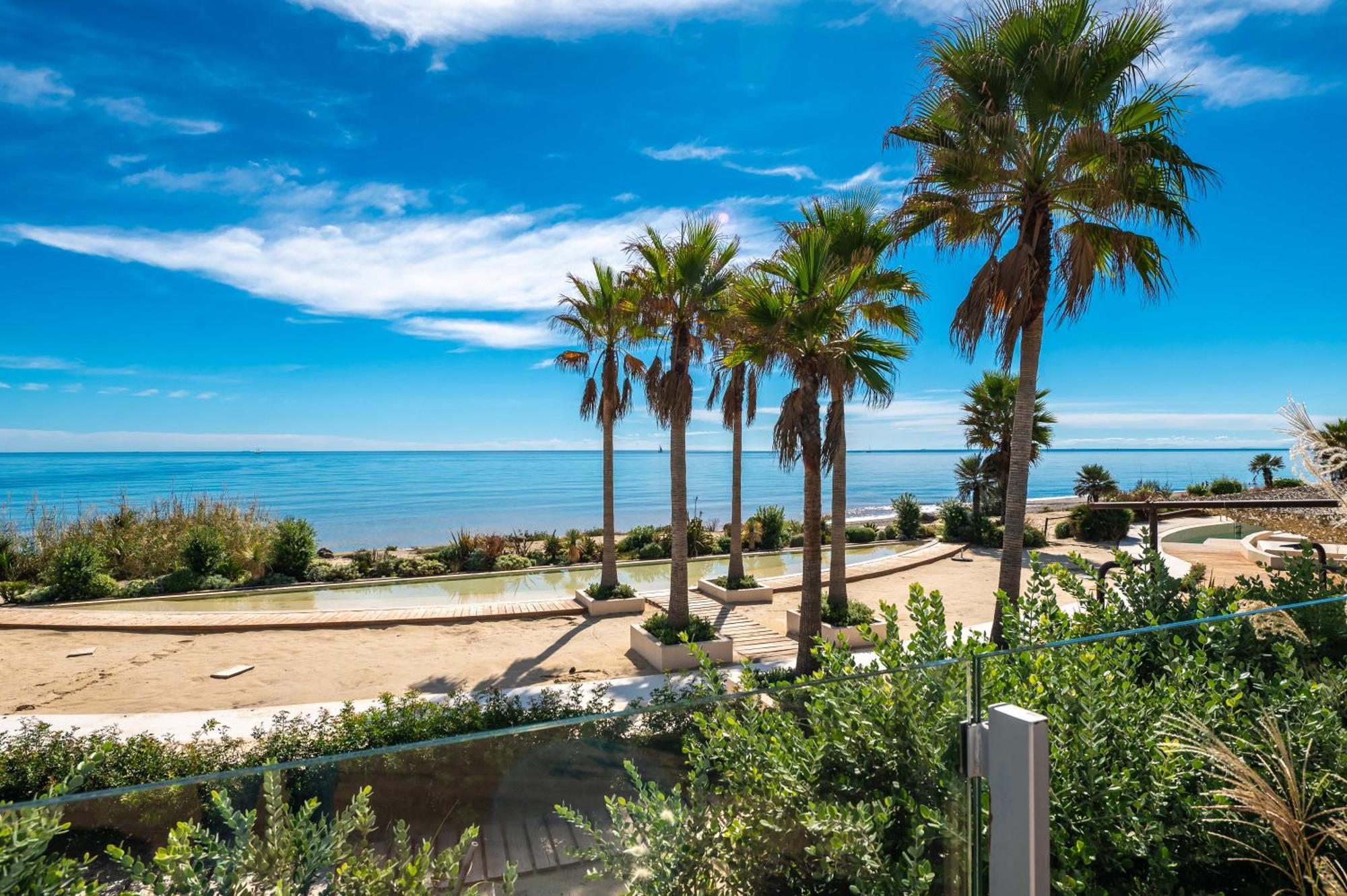 The Edge * Estepona