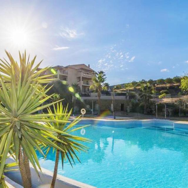 Sea And Mountain View With 4 Pools Apartment Estepona
