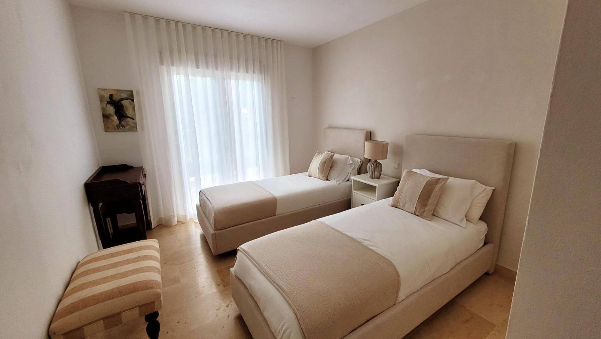 In El Presidente Side New Golden Mile Apartment *