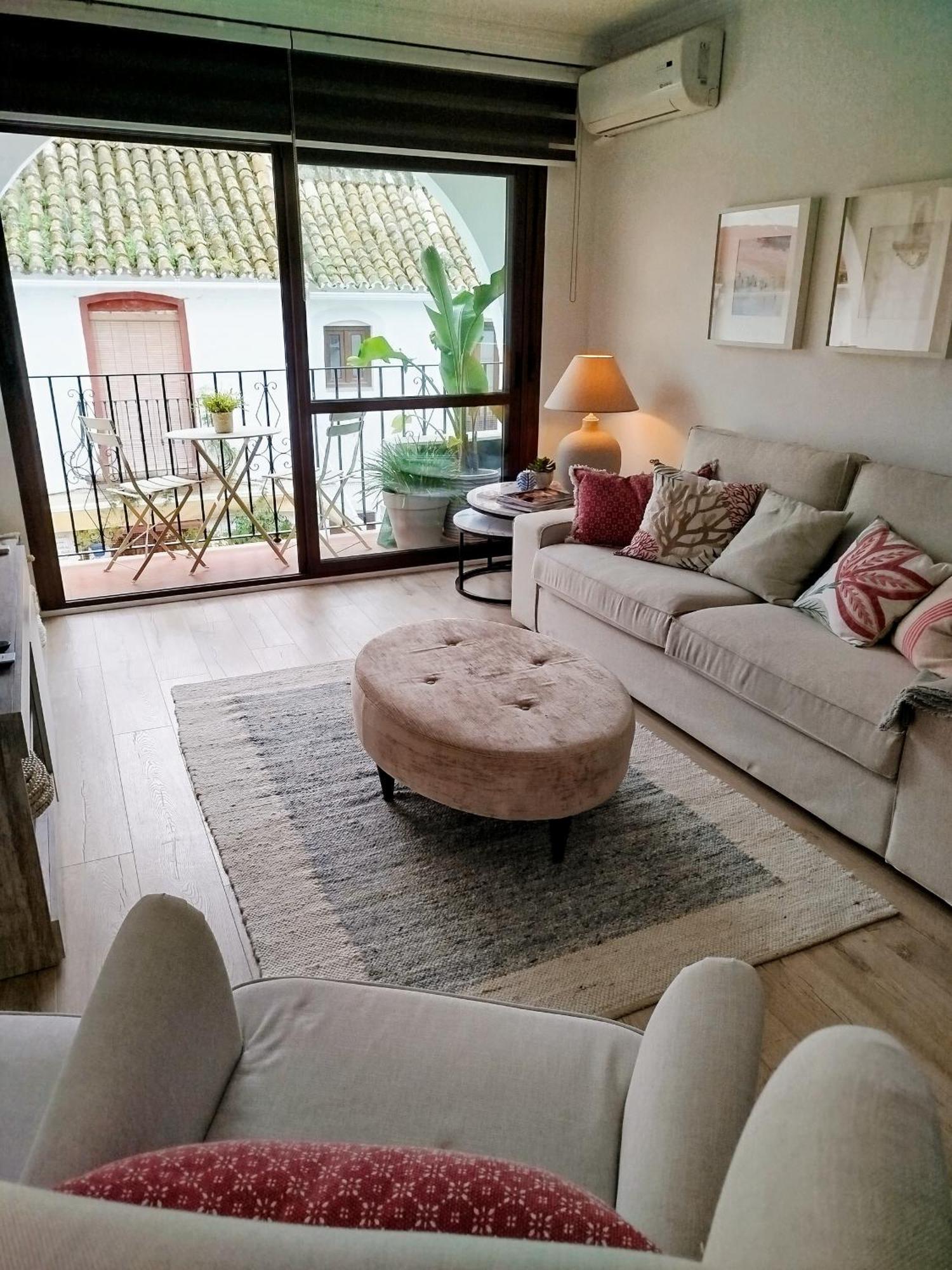 Impressive With 3 Bedrooms Metres From The Estepona