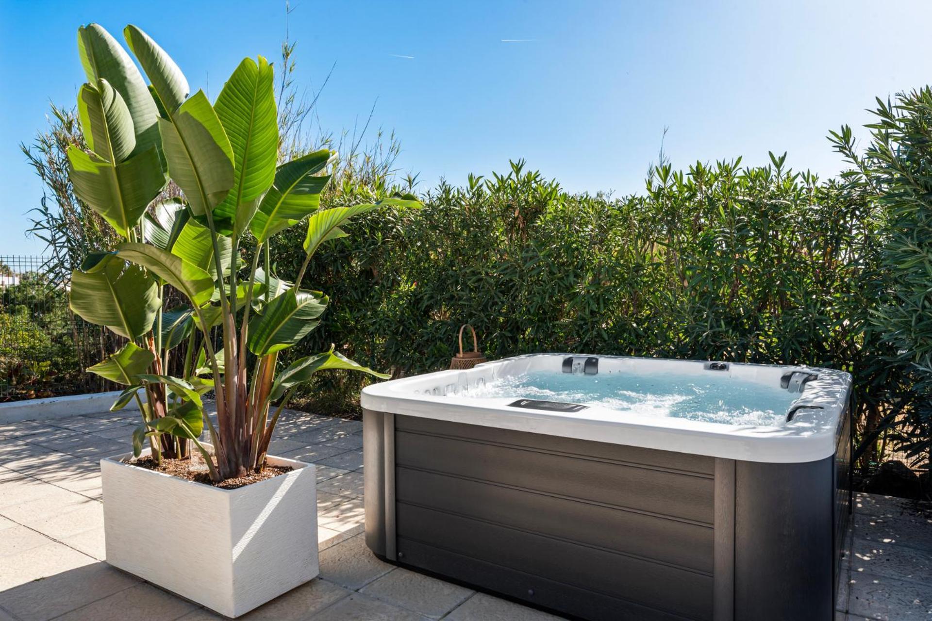 Luna Del Mar - Luxury With Jacuzzi Apartment *