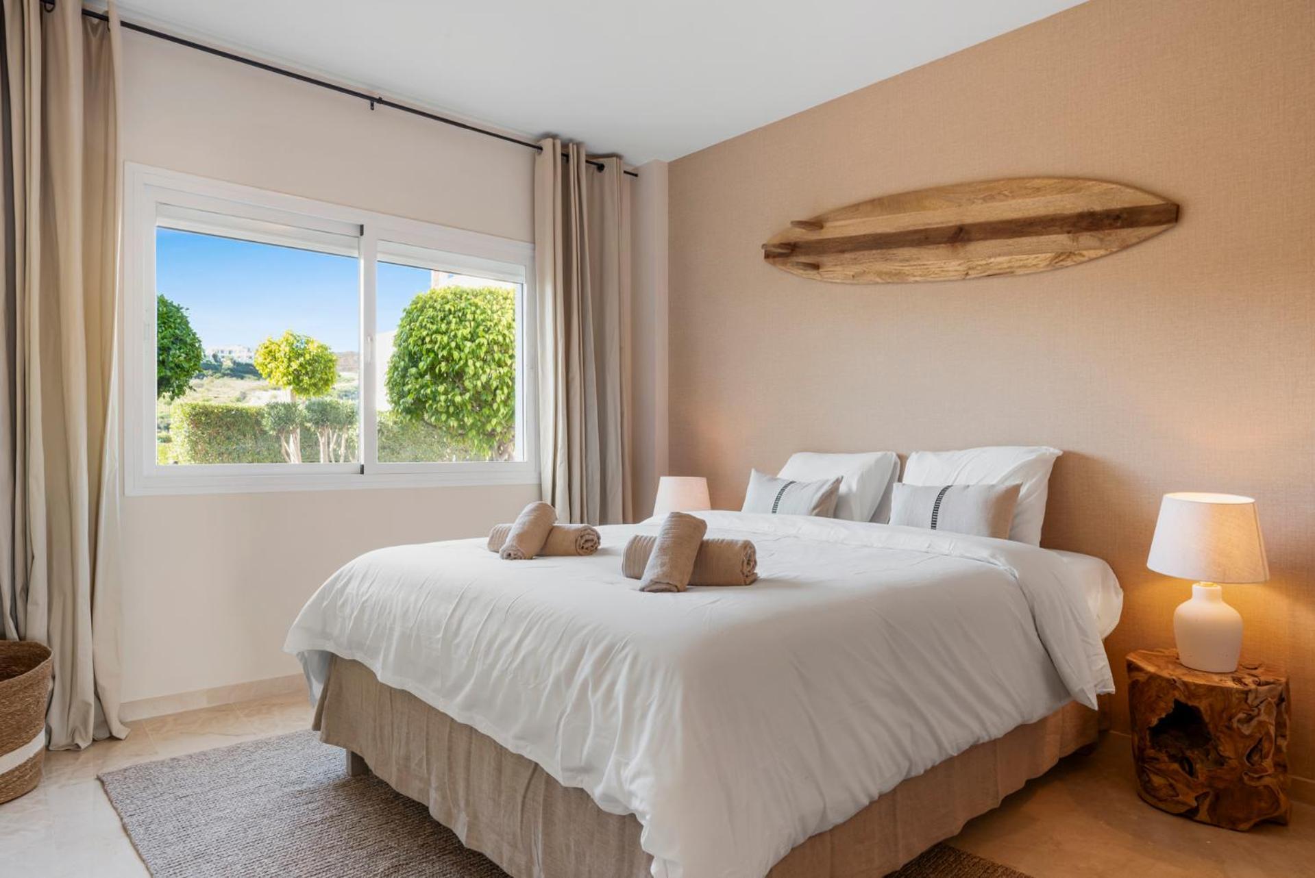 Apartment Luna Del Mar - Luxury With Jacuzzi Estepona