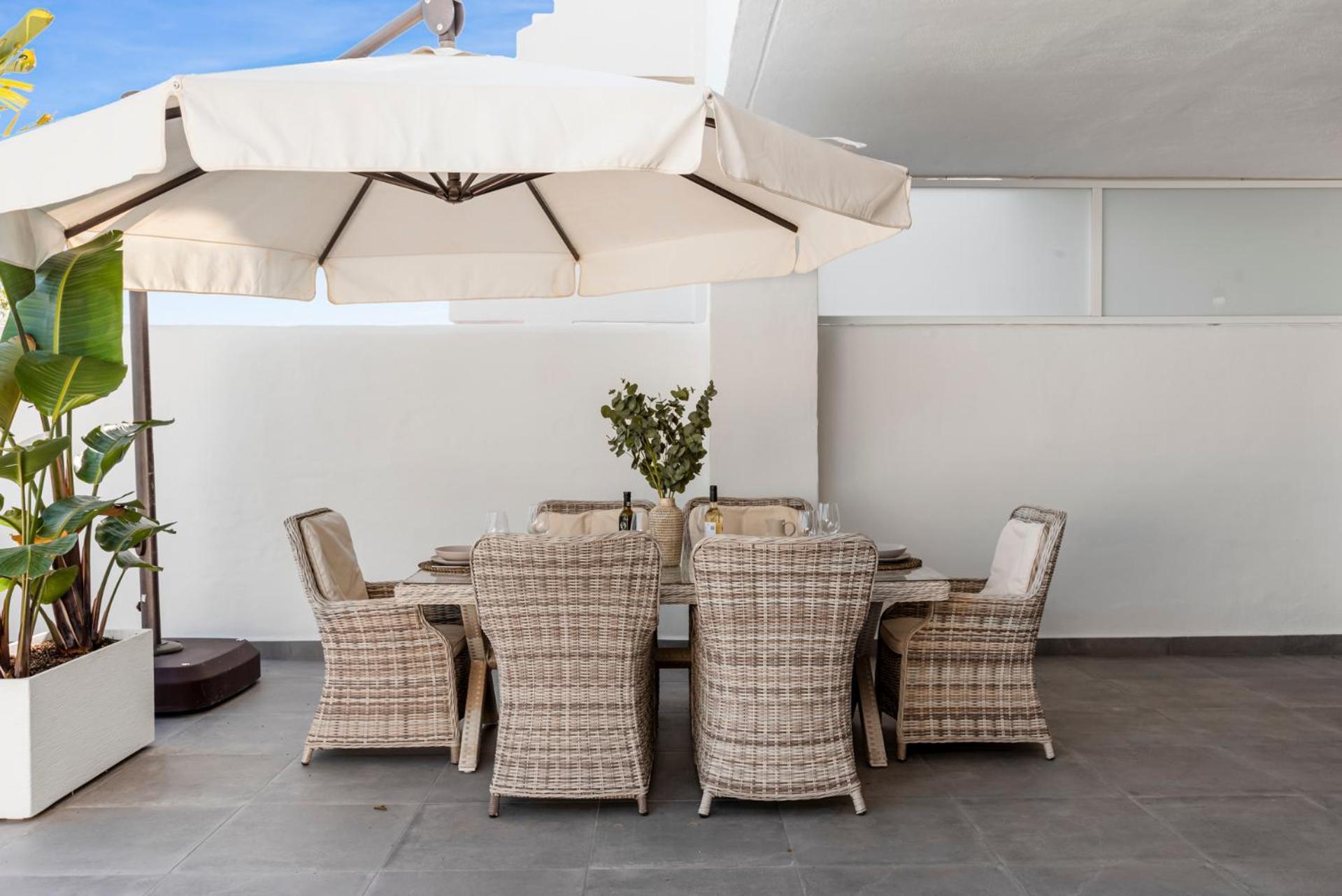 Apartment Luna Del Mar - Luxury With Jacuzzi *