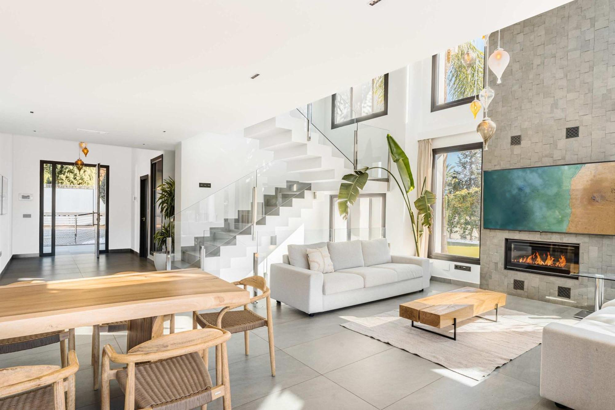 Villa Paraiso W Parking Gym Pool Lounge Cinema