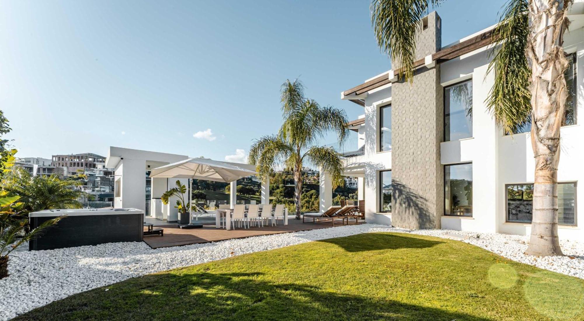 Paraiso W Parking Gym Pool Lounge Cinema * Estepona