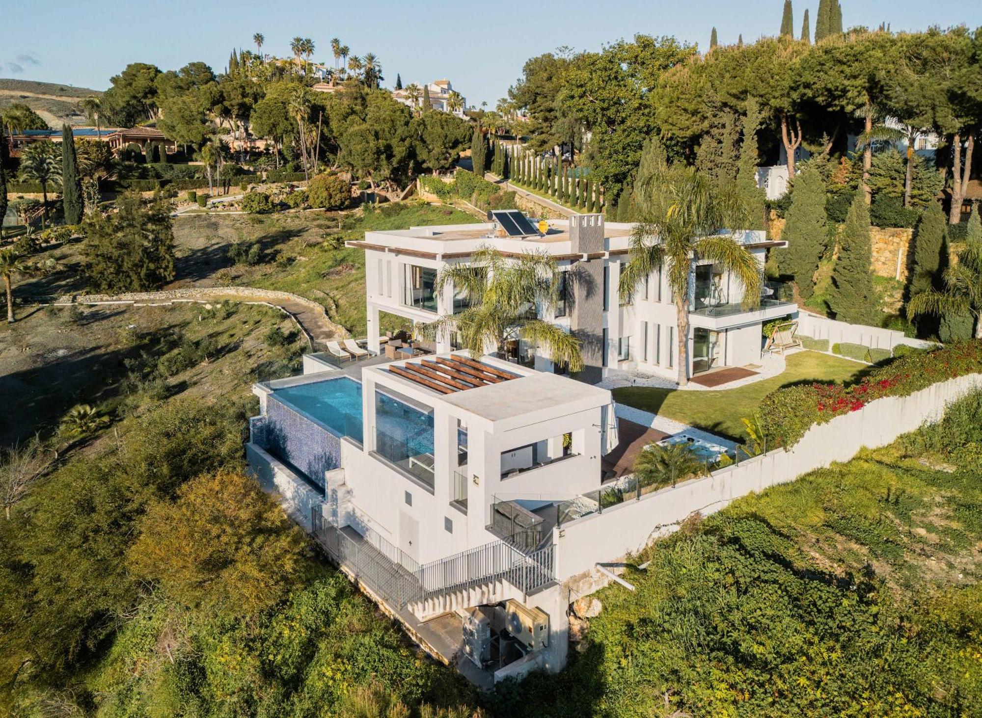 Villa Paraiso W Parking Gym Pool Lounge Cinema