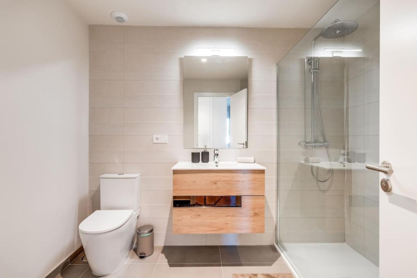 Apt. With Private Pool Wellingtonia