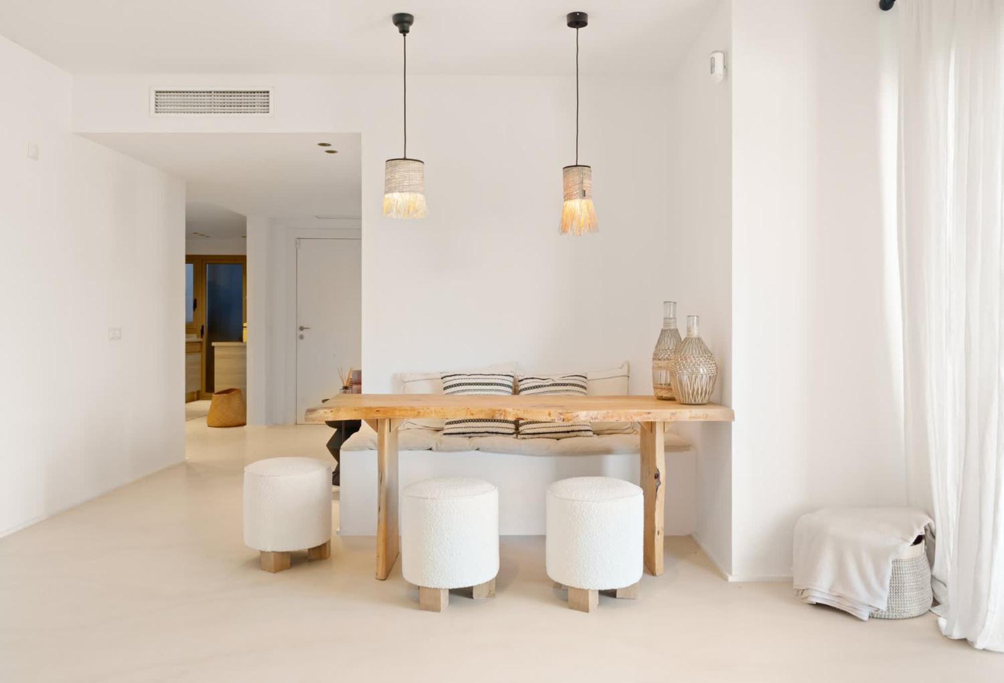 Apartment Serendipity Flat- Stunning Views And Serene Interior