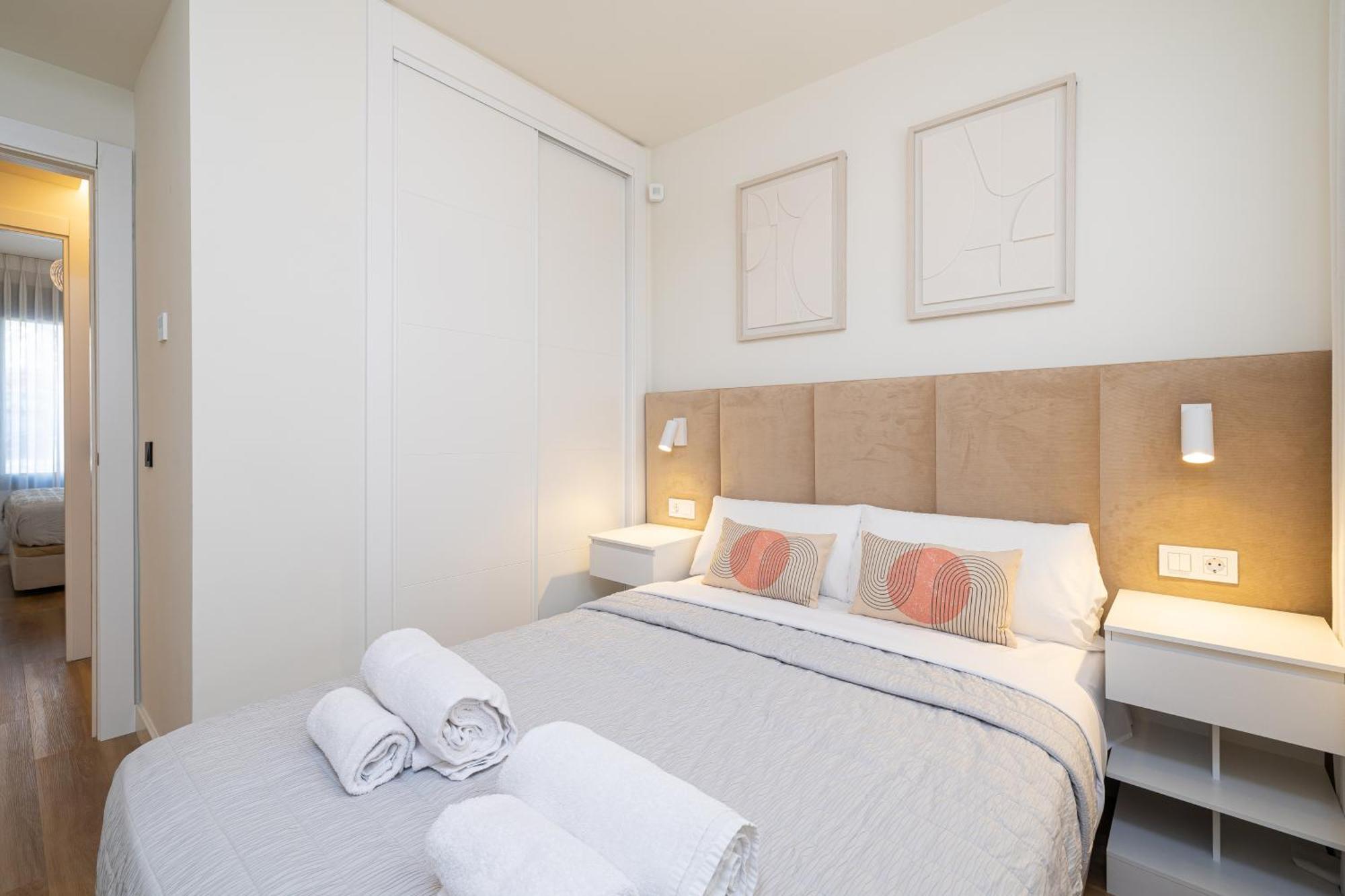 Apartment And Apartment, 100mts From The Estepona