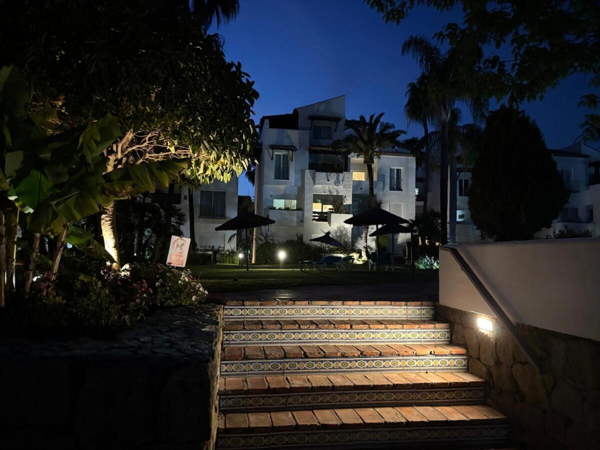 Evans Realty Bv A Pie De Playa & Piscina & Terraza