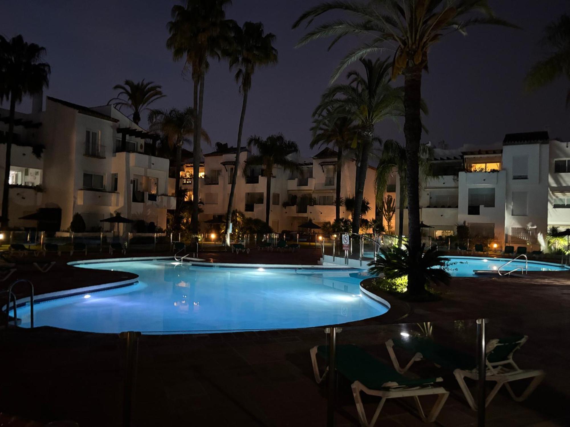 Evans Realty Bv A Pie De Playa & Piscina & Terraza *