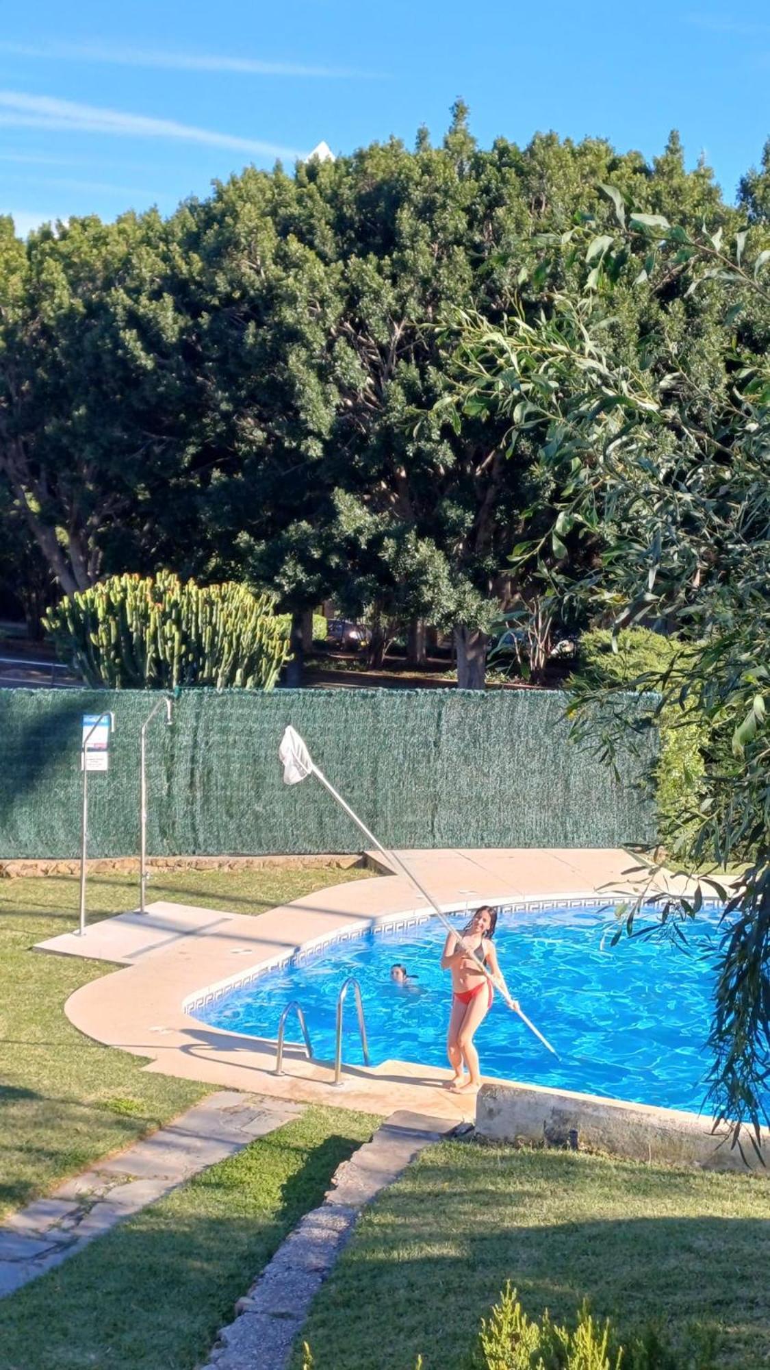 Ferienhaus 3-min Walk To , Pool , , 3br Estepona
