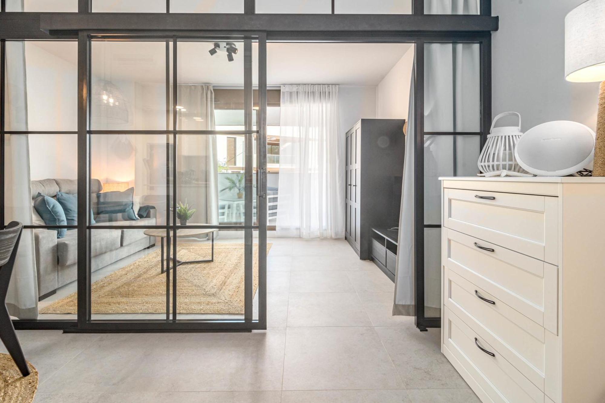 Lmea1.b.b - Modern 1-bed Flat With Pool Balcony Appartement *