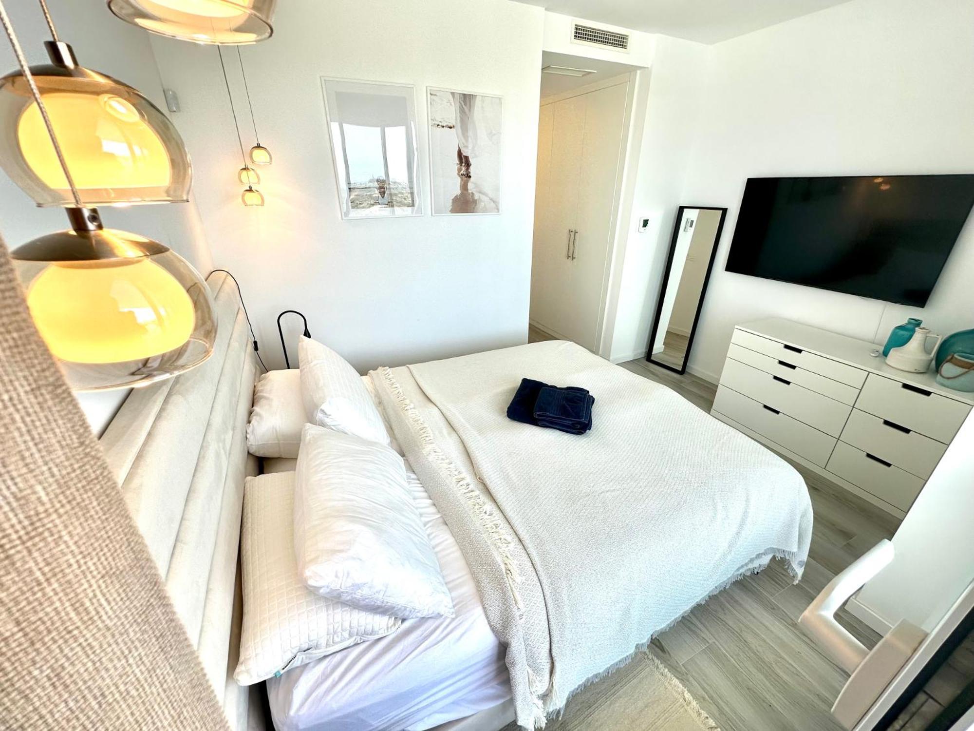 Apartment Oceana Views 3 Bedroom *
