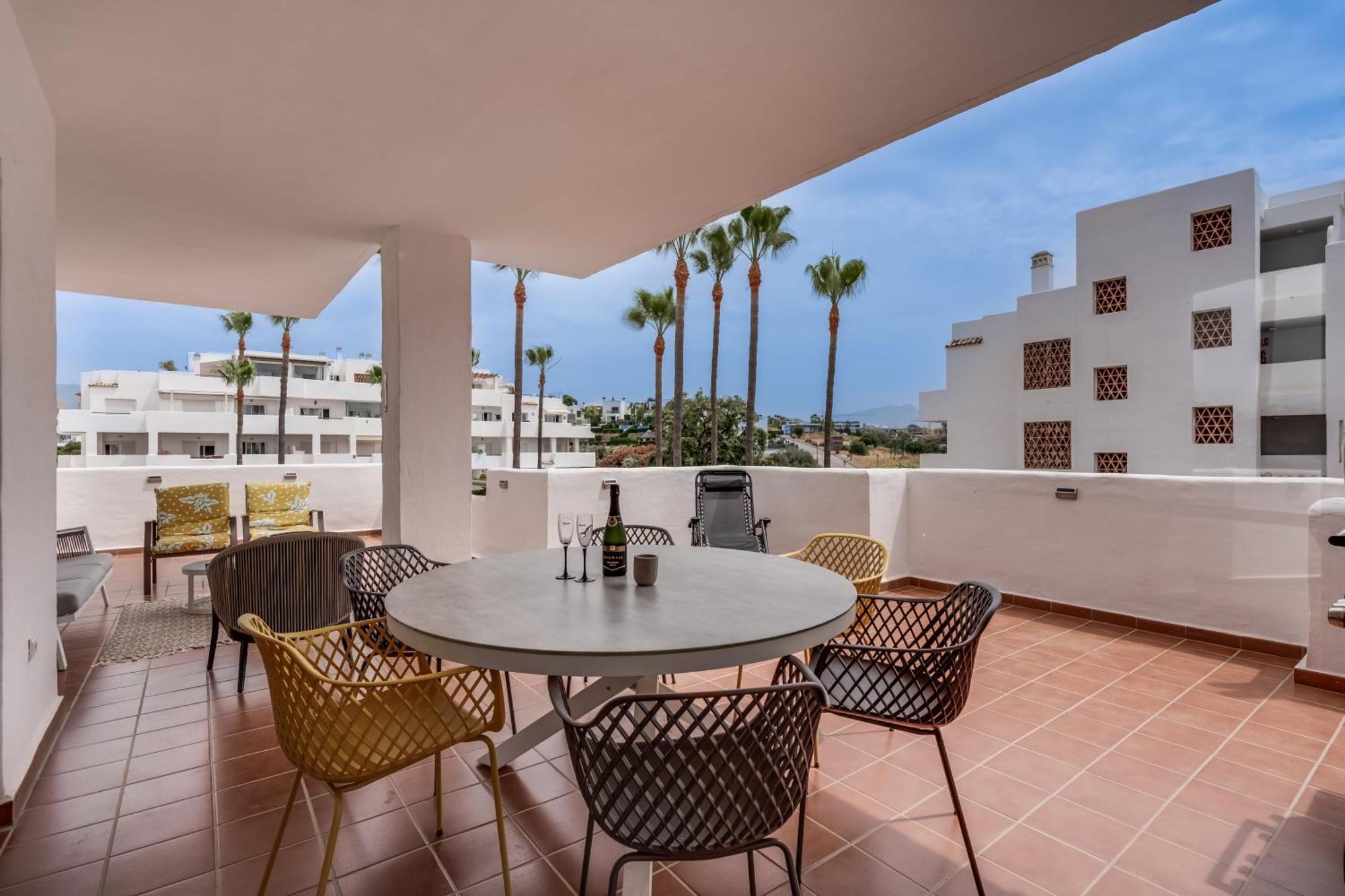 Appartement Spacious With Large Terraces Lunymar Golf, Estepona