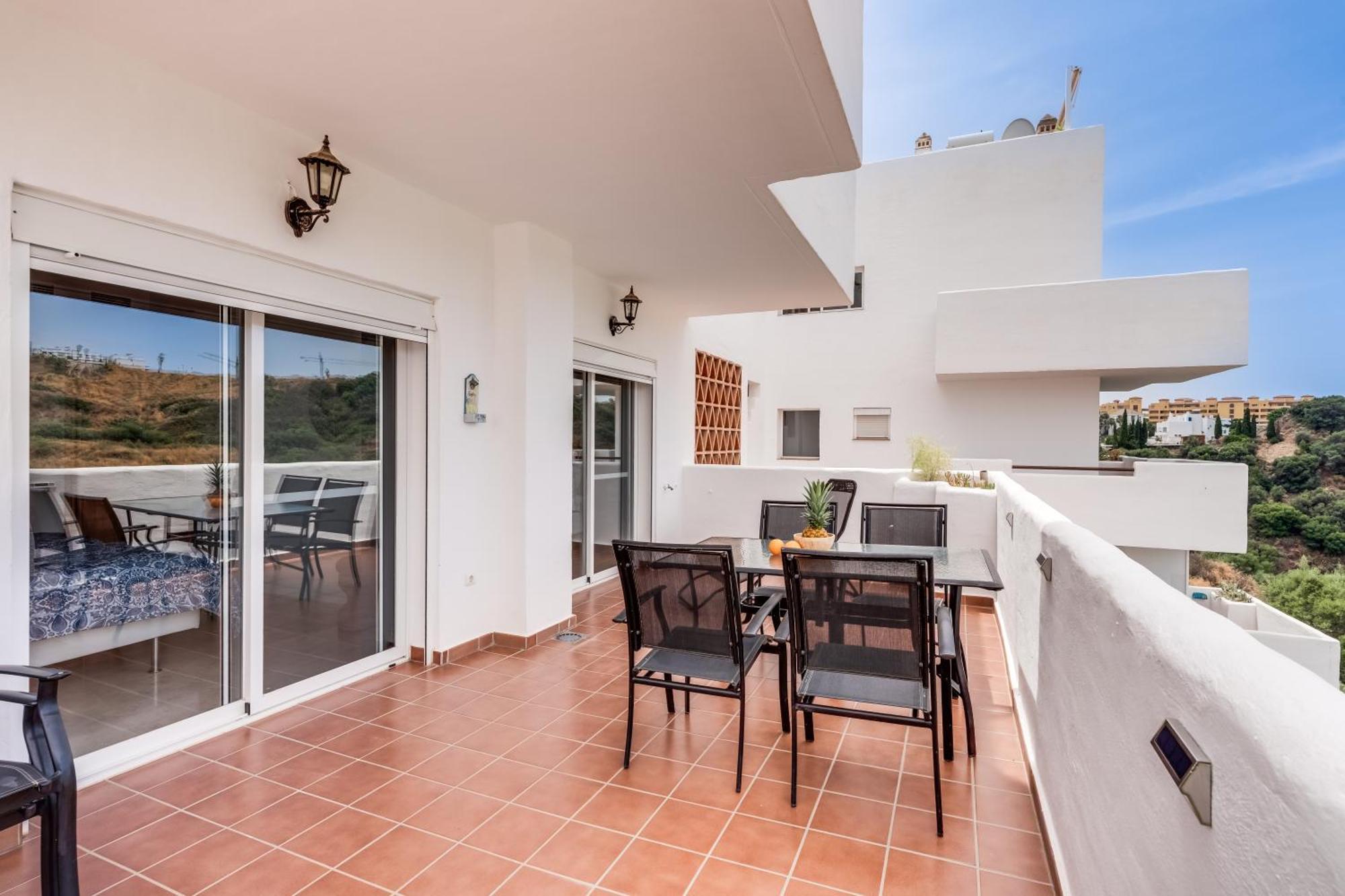 Appartement Spacious With Large Terraces Lunymar Golf, Estepona