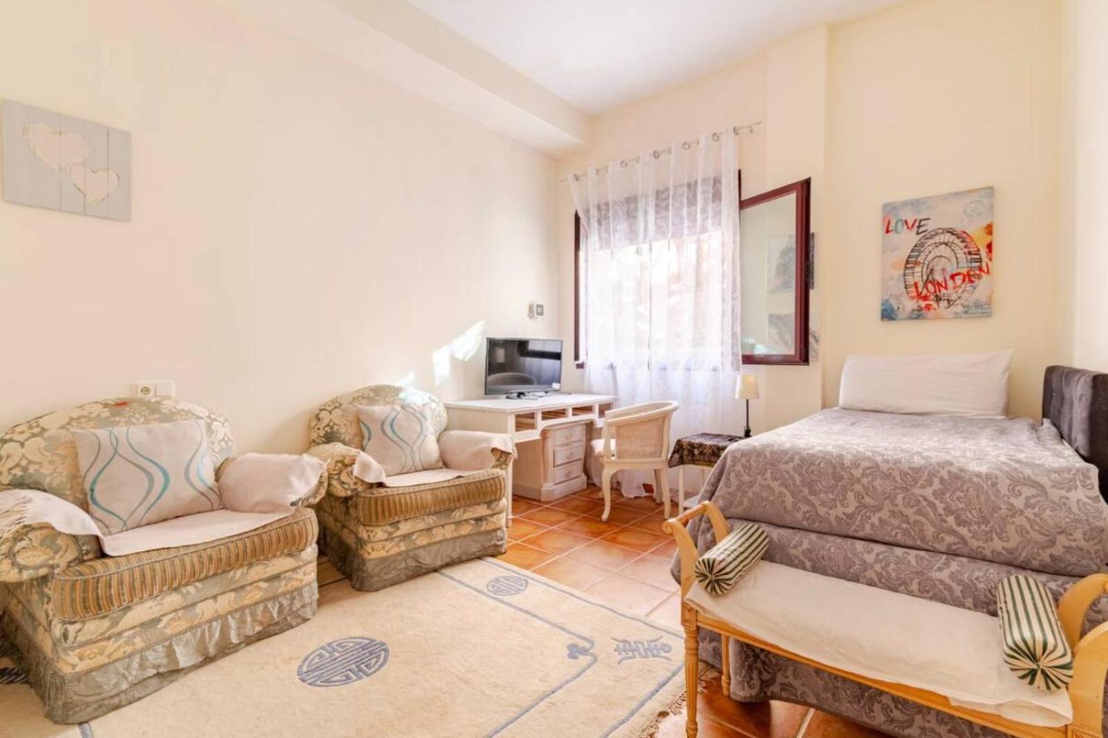 To Home&royal Marbella Apartment