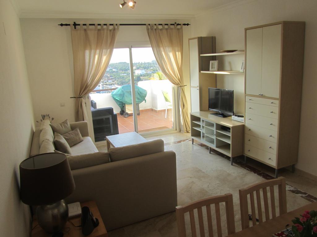 Apartamento Los Alto De Lunymar 2 Estepona
