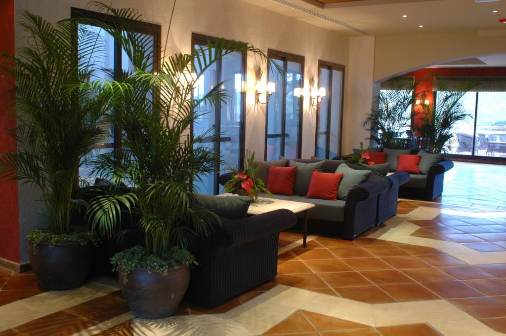 Albayt & 3* Estepona