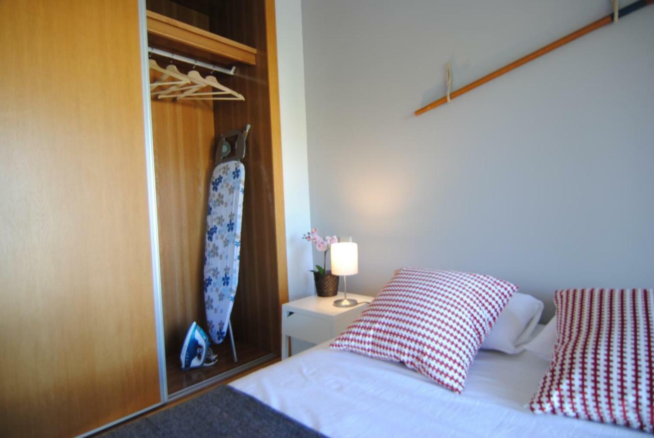 Style 2 Bedroom In The New Golden Mile Free Wifi & Parking *