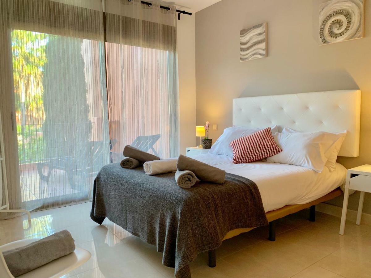 Style 2 Bedroom In The New Golden Mile Free Wifi & Parking Apartment Estepona