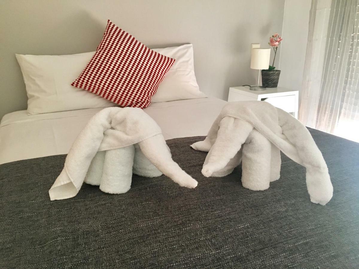 Apartment Style 2 Bedroom In The New Golden Mile Free Wifi & Parking *