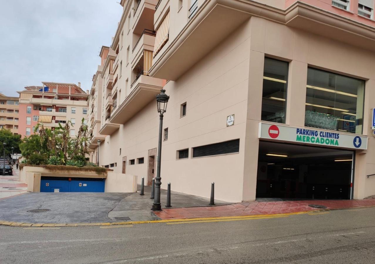Sub-atico Con Parking En El Centro De Apartment Estepona