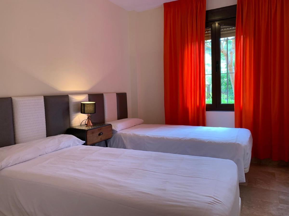 Aparthotel Albayt &