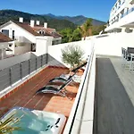 Luxurious Apartment In Beautiful Settings