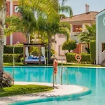 Stunning Apartment In Estepona With Wifi